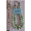 Image 2 : VINTAGE 1950'S PASTEL GREEN PEARL NECKLACE