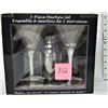 Image 1 : NEW 3 PIECE MARTINI SET