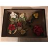 Image 1 : 411-SET OF 8 PORCELAIN ROSES IN ALFRED SUNG COLLECTOR BOX