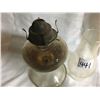 Image 2 : 441-1940’S VINTAGE KEROSENE LAMP/BURNER MARKED WHITE FLAME LIGHT CO/GRAND RAPIDS MICHIGAN 16 1/4”