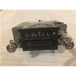 446-FORD COUGAR ORIGINAL RADIO/8TRACK PLAYER 1978XL