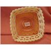 Image 2 : Yellow Fenton dish, Basketweave pattern