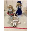 Image 1 : PORCELIAN DOLLS X3
