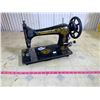 Image 1 : ANTIQUE SINGER SEWING MACHINE