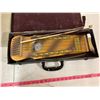 Image 3 : VIOLIN-UKE INSTRUMENT W/ BOX BY MARX MICHIGAN, USA