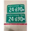 Image 1 : PAIR OF 1969 LICENSE PLATES