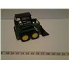 Image 2 : Ertl John Deere Skidsteer Loader #569 1/16 scale die cast