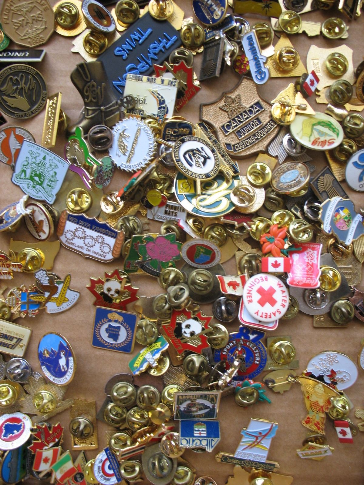 LAPEL / HAT PINS LOT of 300 Plus Various Topics Schmalz Auctions
