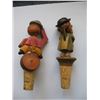 Image 5 : LOT of 3 DECORATIVE WINE STOPPERS - Two Vintage Wooden Figures with moveable parts