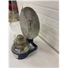 Image 2 : coal oil reflection lamp with chimney