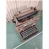 Image 3 : ANTIQUE UNDERWOOD TYPEWRITER
