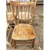 Image 3 : 4 Wooden Kitchen Chairs