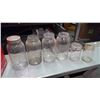Image 1 : 6 VARIOUS JARS