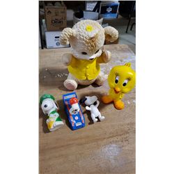 ASSORTED VINTAGE TOYS 1960’S TO 1970’S SNOOPY, TWEETY BIRD(WORKS) & OTHERS