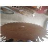 Image 3 : PAINTED 42" ANTIQUE SAW BLADE