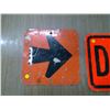 Image 3 : 2 METAL/ROAD SIGNS