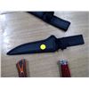 Image 4 : 2 HUNTING KNIVES 11IN