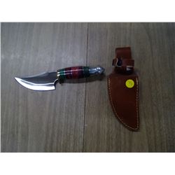 SKINNING HUNTING KNIFE IN LEATHER CASE