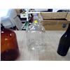 Image 11 : LOT OF RED BOTTLES AND GLASS JUGS