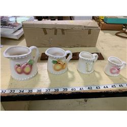 VINTAGE GAMBLES IMPORT CORP JAPAN (4) MEASURING CUP SET WITH HOLDER
