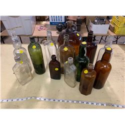 LOT OF VINTAGE GLASS BOTTLES