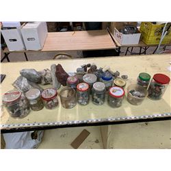 LOT OF SHALE COLLECTIBLE ROCKS