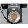 Image 2 : BAKELITE PHONE