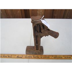 ANTIQUE BUCKEYE AUTO JACK