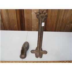 ANTIQUE SHOE REPAIR STAND
