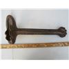 Image 2 : ANTIQUE SHOE REPAIR STAND