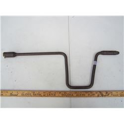 ANTIQUE STARTER CRANK  FOR AUTO OR TRACTOR