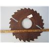 Image 2 : ANTIQUE SAW BLADE 18 INCHES ACROSS