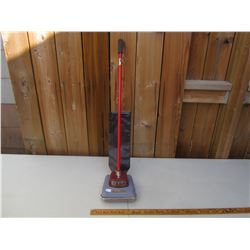 VINTAGE PRETTY MAID TOY VACUUM CLEANER