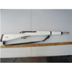 VINTAGE KADET TRAINER RIFLE DOES NOT FIRE