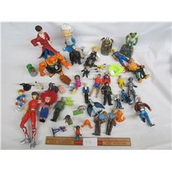 LARGE LOT OF ACTION FIGURES HARRY POTTER LORD OF THE RINGS ECT.