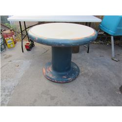 1960'S MC DONALDS LAND FIBERGLASS TABLE FOR RESTORATION