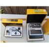 Image 2 : LOT OF 4 VINTAGE KODAK CAMERAS WITH BOXES