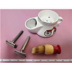 2X GILETTE RAZORS/SOAP MUG/BRUSH