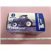 Image 2 : 1/64 NEW HOLLAND T7040 TRACTOR