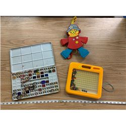 2 VINTAGE TOYS AND WATER COLOUR PAINT SET