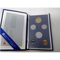1989 6-COIN SPECIMEN SET IN CASE OF ISSUE.