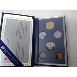 1995 6-COIN SPECIMEN SET IN CASE OF ISSUE.