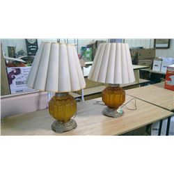2  VINTAGE AMBER YELLOW RETRO LAMPS BOTTOM ALSO LIGHTS UP