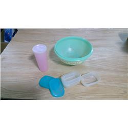 VINTAGE TUPPERWARE