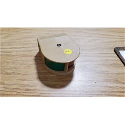 BATTERY OPERATED BOAT BOW LIGHT