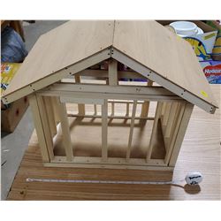 WOOD MODEL FRAMED DOLLHOUSE OR NATIVITY SCENE