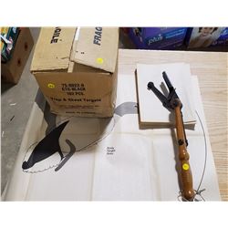 BOX OF SKEET TARGETS, HAND THROWER & 13 PAPER TARGETS