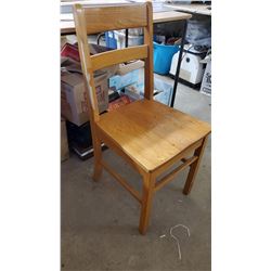 WOODEN CHAIR 'MOYER' BRAND 33"H