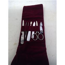 MANICURE KIT