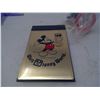 Image 5 : WALT DISNEY WORLD RESORT FIGURINE AND WALT DISNEY WORLD NOTEPAD